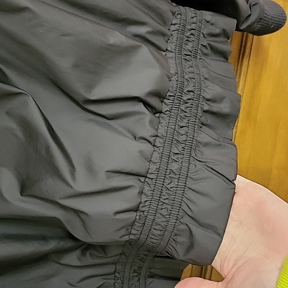 Banana Republic Satin Bomber Jacket - Picture 4 of 9